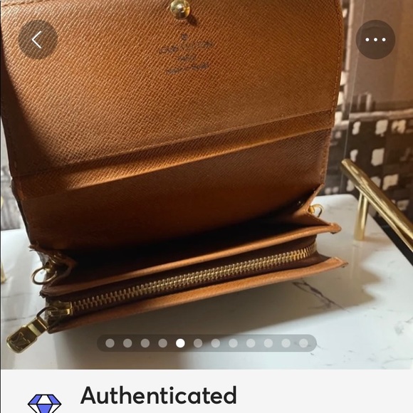 SOLDAuthentic Louis Vuitton Monogram Bifold Zippy Wallet - Picture 4 of 13